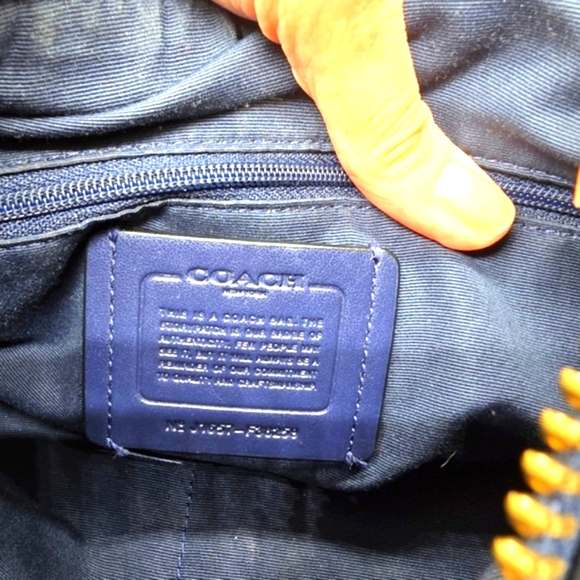 Pre Loved! Coach Harley Blue  Pebbeld Leather Hobo Bag with Gold Accents - Picture 7 of 7